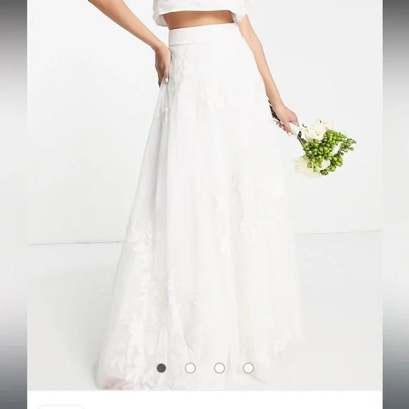 ASOS | Skirts | Asos Edition Floral Embroidered Mesh Full Skirt Xs 4 Runs  Small New | Poshmark